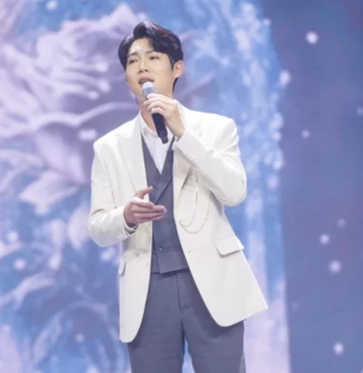 민수현 무대