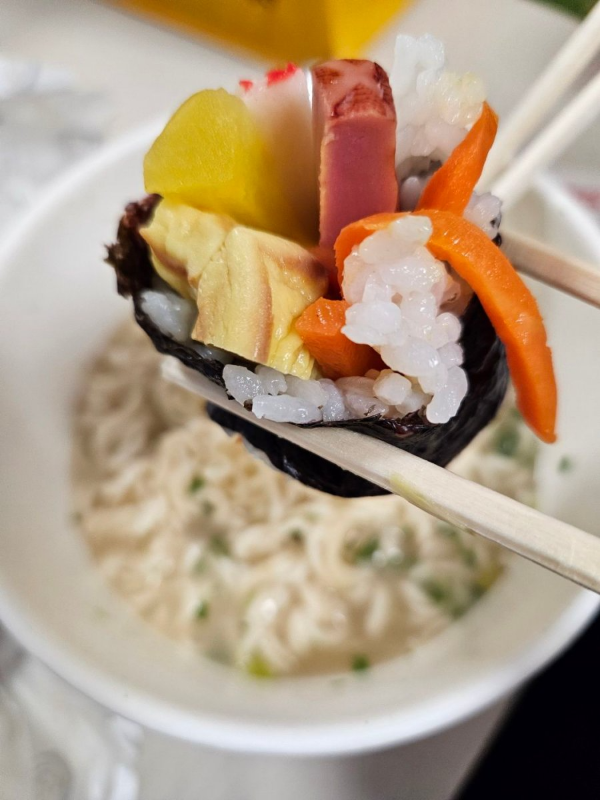 역전분식 김밥한개