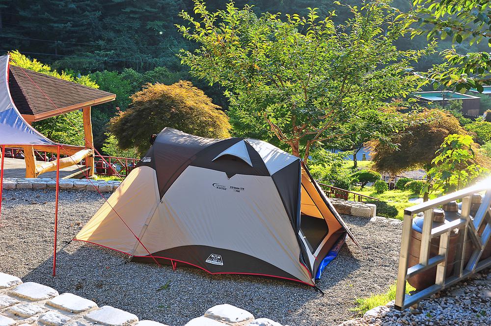 수목원프로방스캠핑장. 경기 포천시 신북면 탑신로 1066