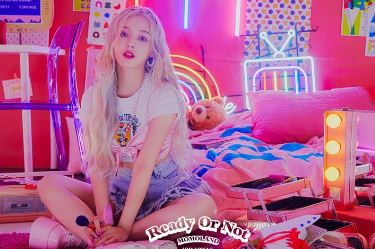 낸시 탈의실 사진 합성