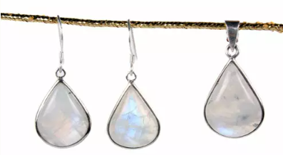 레인보우 문스톤