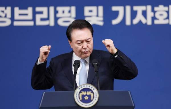 건진법사 체포 구속 영천시장 공천 청탁 사건