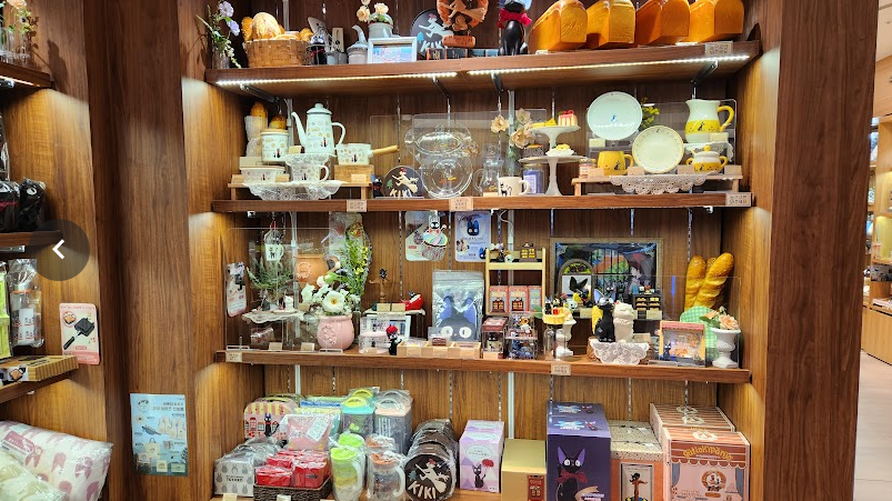 수원 AK백화점 지브리 굿즈샵 도토리숲 너무 재미있는 공간 사진 10