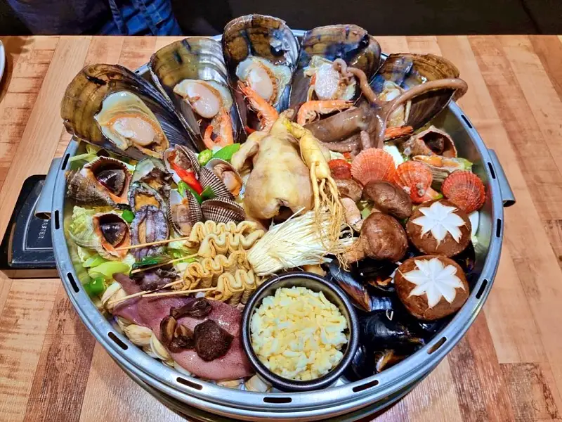 투데이 맛있는 메뉴 조개 전골 맛있는 식당 추천 부산 개금 맛집