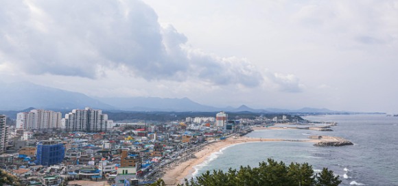 강원특별자치도 출범과 규제 완화의 배경, 규제 완화 이후 나타난 지역 경제 변화, 강원특별자치도의 과제와 전망
