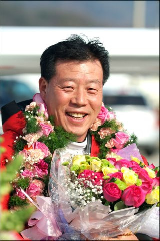 허용호 엄홍길