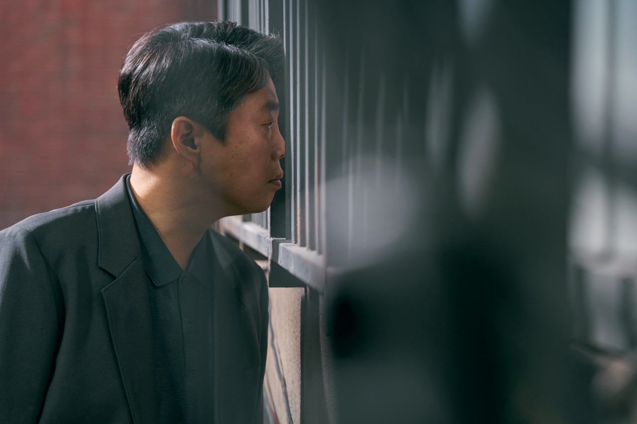 영화 스마트폰을 떨어뜨렸을 뿐인데 정보 ott 출연진 줄거리 결말 후기 평점 원작과의 차이 
