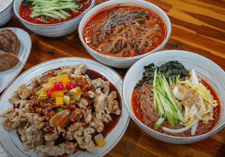 동네한바퀴-양주-도토리-한상-김영권-막줄래국시