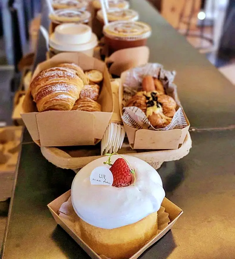 네모세모 원주 뮤지엄산 오크밸리 간현유원지 맛집 공연장 있는 크로와상 샌드위치 브런치 생크림 폭탄 카스테라 디저트 베이커리 맛있는 카페