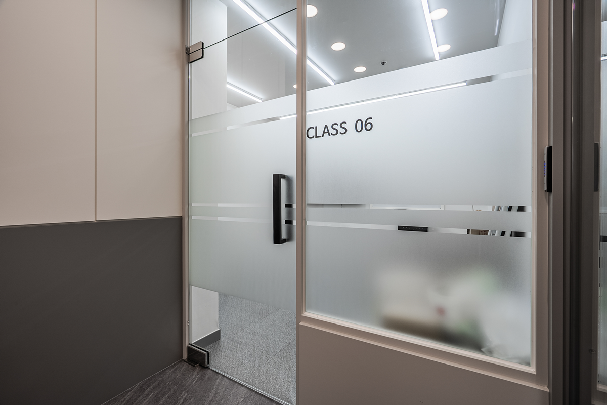 학원유리문시공