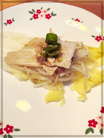 대패삼겹살 숙주찜