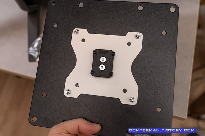 마운트뷰 MV-PM002 200mm 베사 어댑터 장착