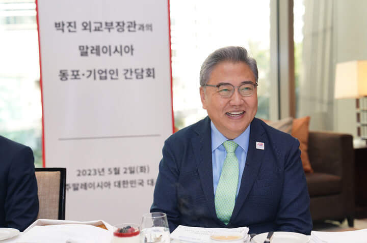 &quot;우크라이나 순방, 건진법사 청탁 - 박진 전 외교부 장관 특검 수사 전말&quot;