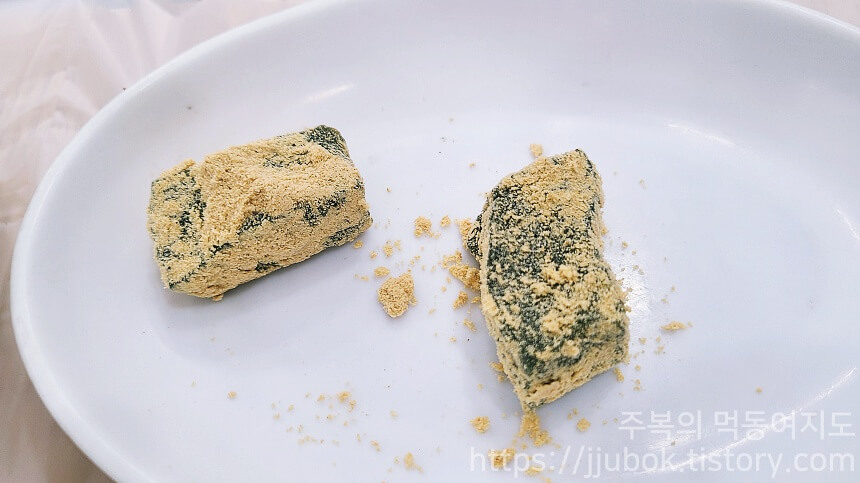 진복식당-보리밥정식-밑반찬-떡