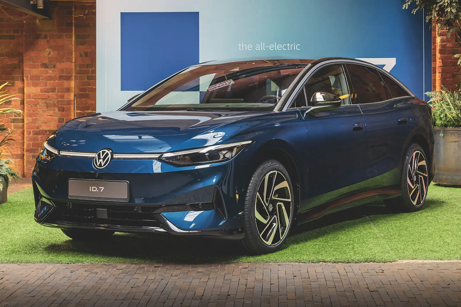 폭스바겐 플래그십 순수 전기 세단 'ID.7'
