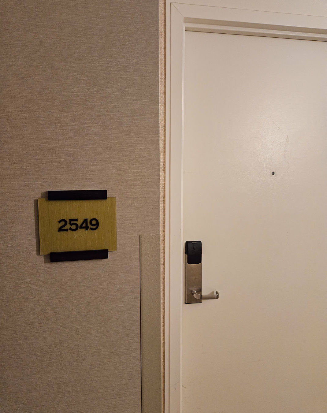 하와이 쉐라톤 와이키키 호실