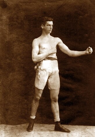 노먼 셀비(출처 위키피디아)