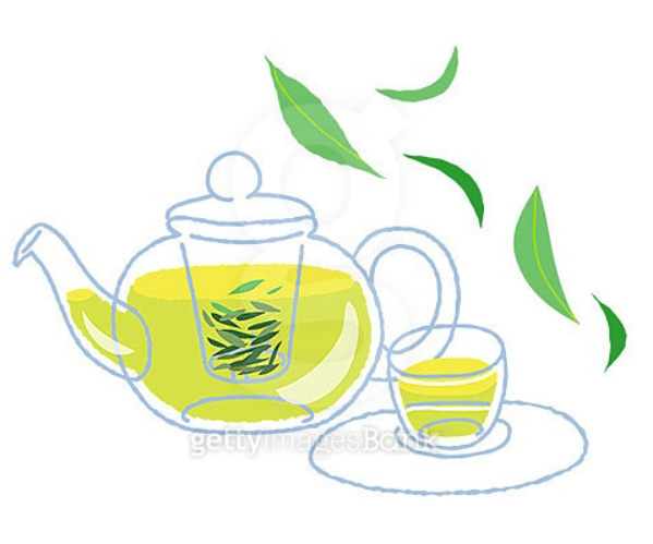 티포트에 들어 있는 녹차