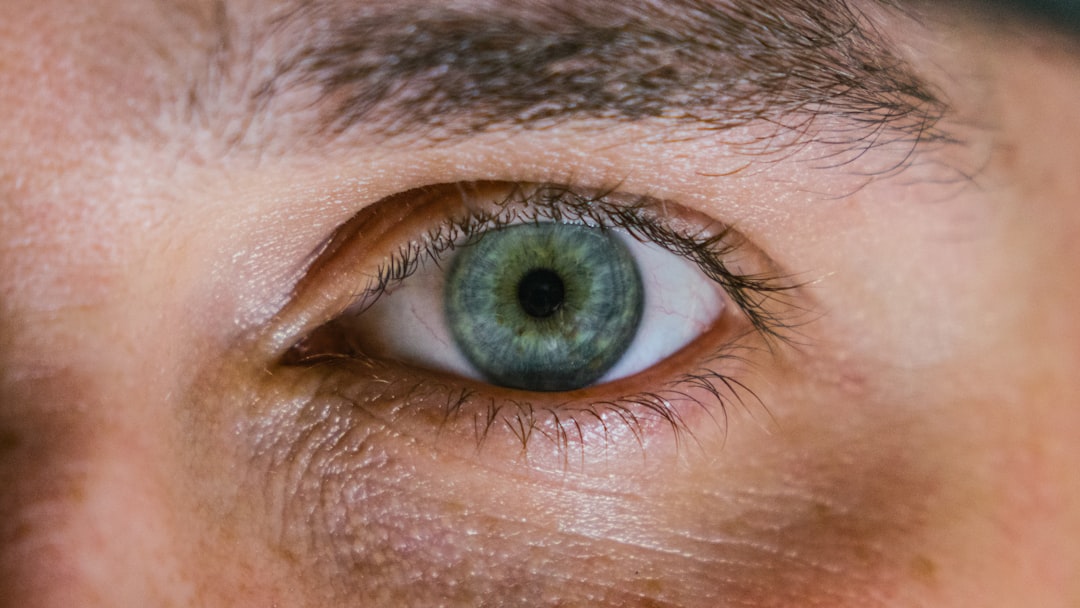 Eye