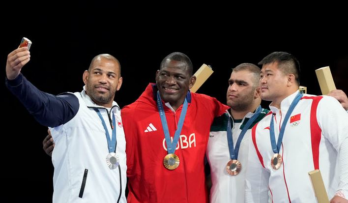 로페스 올림픽 5연패 미하인 쿠바 레슬링 국가대표