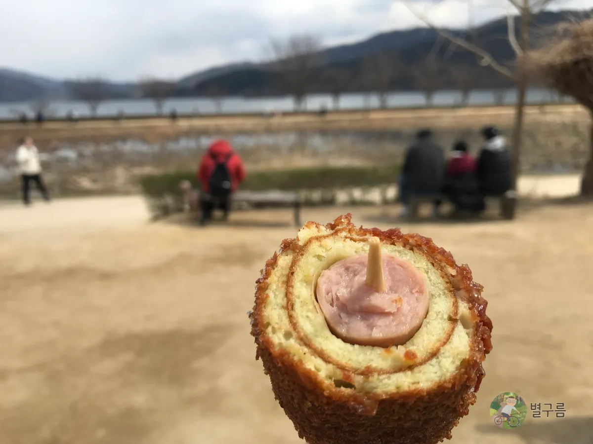 두물머리-연핫도그-순한맛-절단면이-보인다