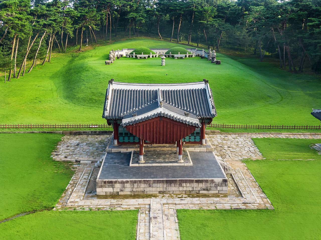 조선왕릉 숲길 개방 정보 확인