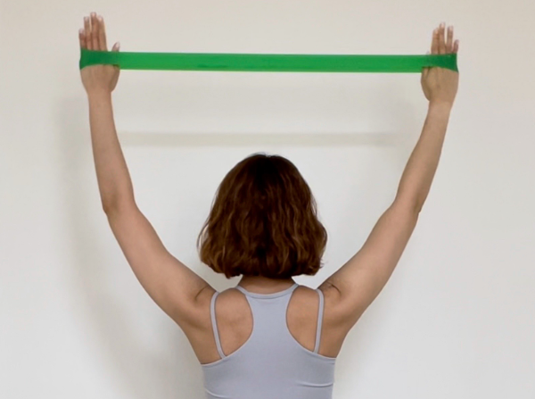 회전근개 어깨통증 세라밴드운동 어깨운동 오십견 어깨재활 근육강화 통증관리 자가치료 물리치료