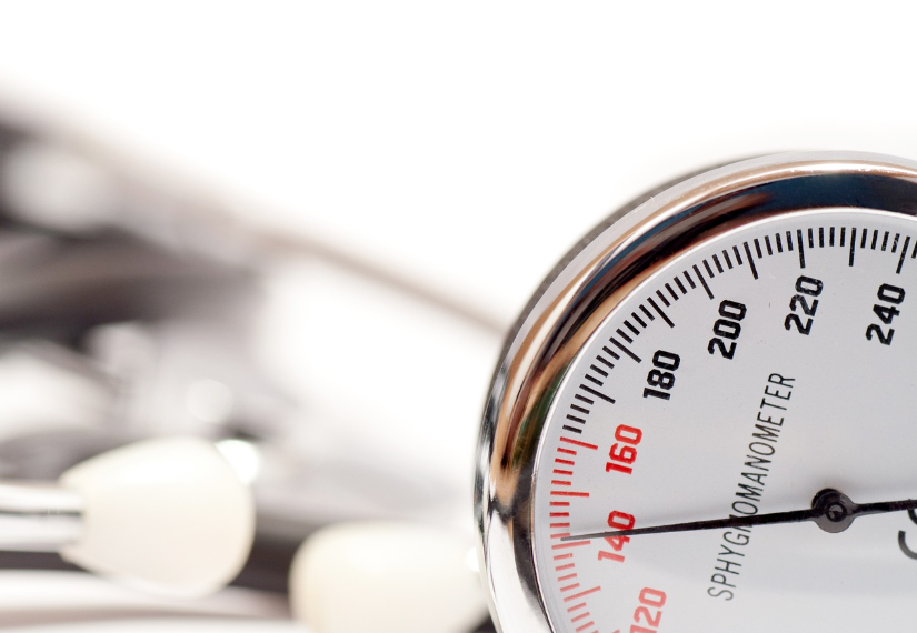 혈압을 재는 혈압계
