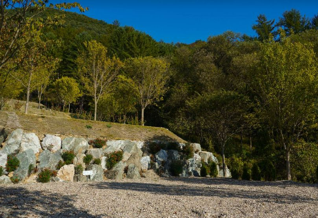 집 밖으로 캠핑장 C공간