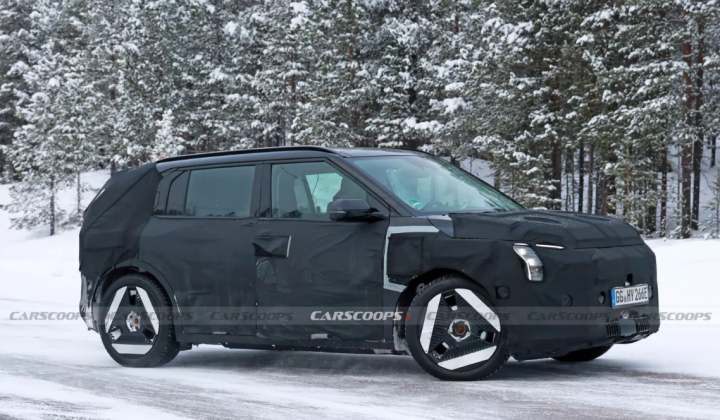 EV3 위장막 (출처 : carscoops)
