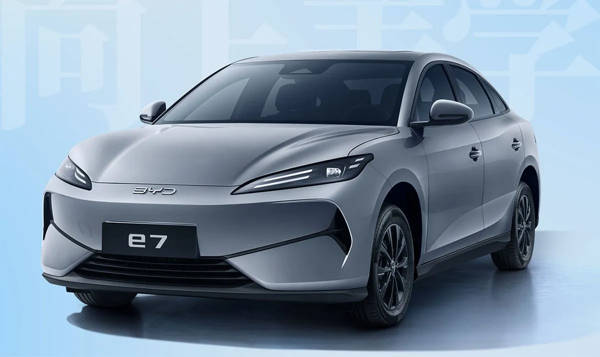 BYD E7 이미지