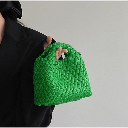 보테가 베네타가방 특징, 코디, 추천정보