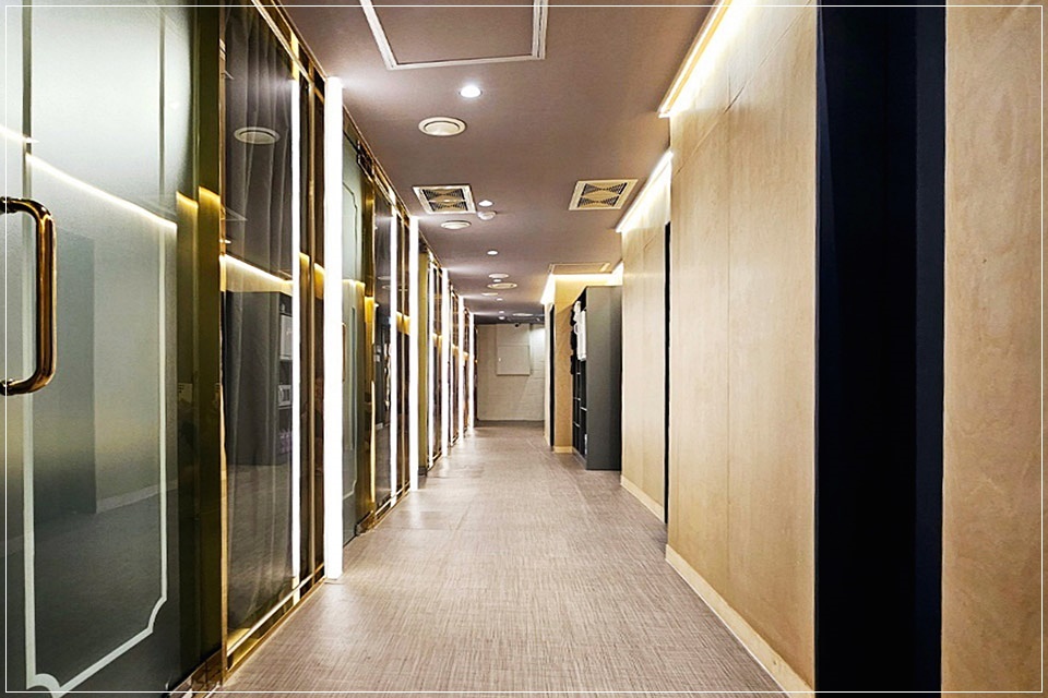 마포역 마사지 테라피하라의 복도