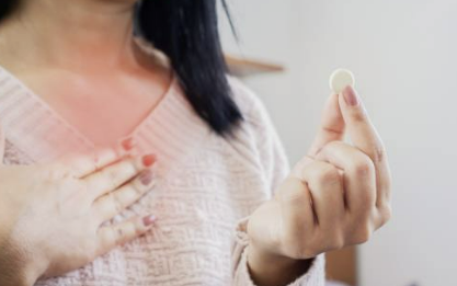 역류성식도염에 좋은음식, 나쁜음식, 증상 자연치료방법 총정리(2024ver)