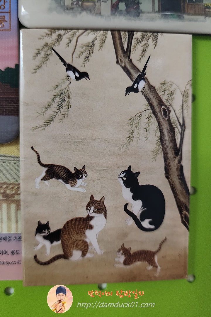 버드나무 아래 고양이 마그넷