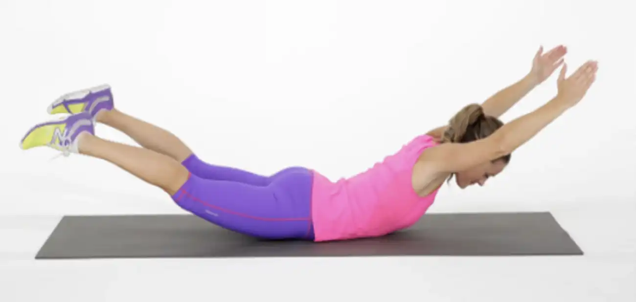 플랭크동작하는-여자