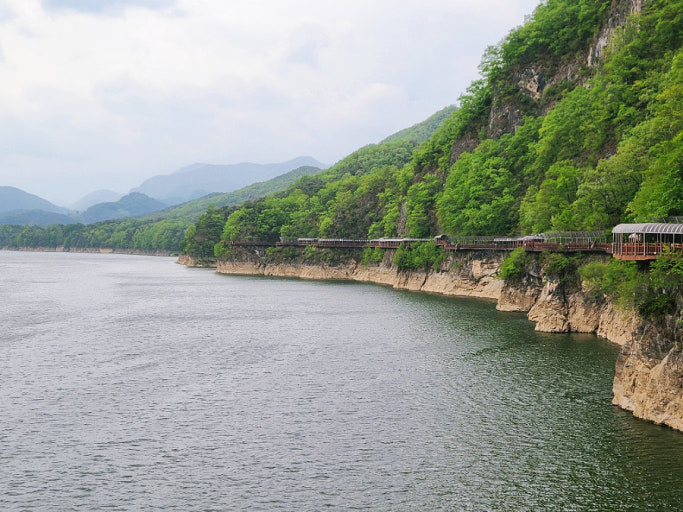 2025년 개통된 밀양 잔도길 달팽이 산책로 트레킹 사진