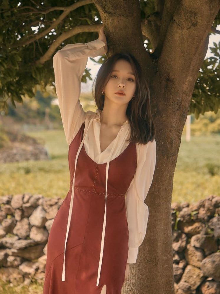 강민경 논란