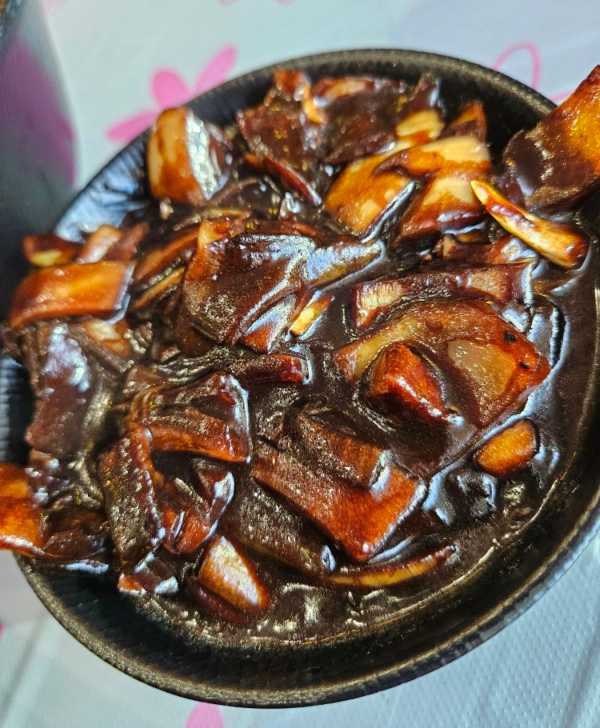 간짜장 가득 담다