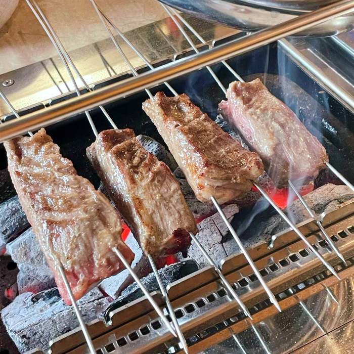 전참시 전지적참견시점 박성광 송이 매니저 양갈비 양꼬치 꿔바로우 칠리새우 김민석 성시경 먹을텐데 단골 한남동 맛있는 양꼬치집 한남동 맛집 위치 메뉴 가격 정보