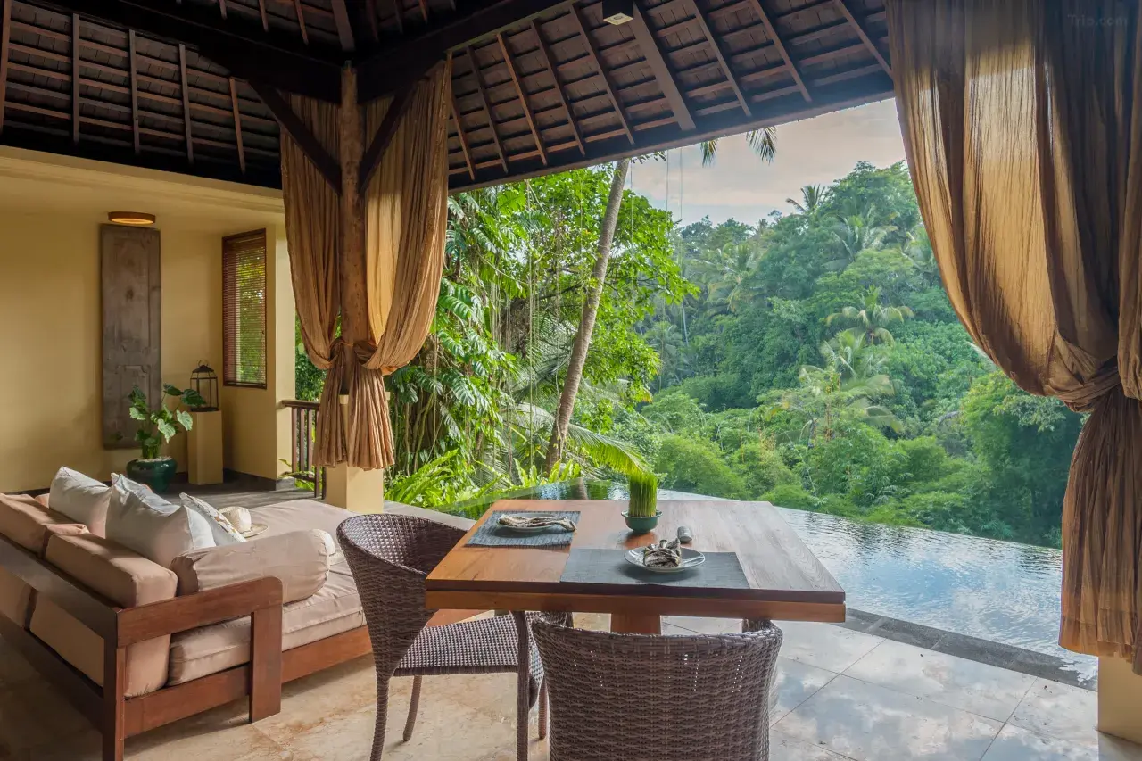 코마네카 앳 비스마(1)