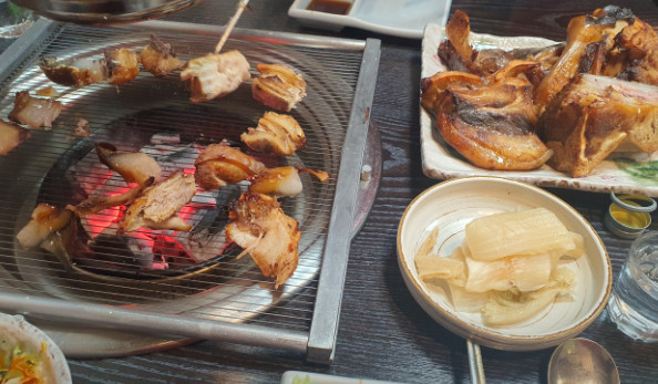 생생정보 고성 참치숯불구이 참치회 맛집(믿고 떠나는 스타의 고장 손범수)