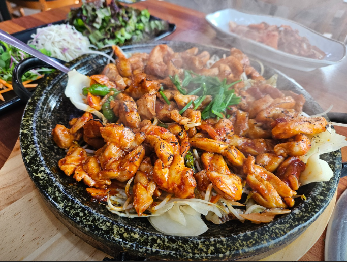 보현산댐 출렁다리 맛집