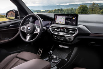 BMW X3 가격 프로모션 할인 20i 20d 연비 제원 성능
