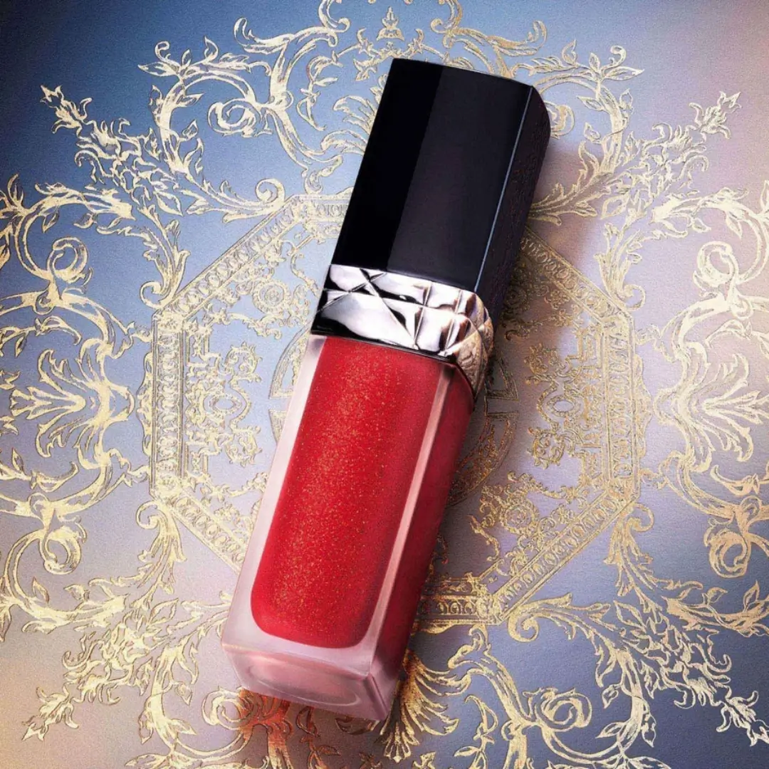 디올 홀리데이 2023