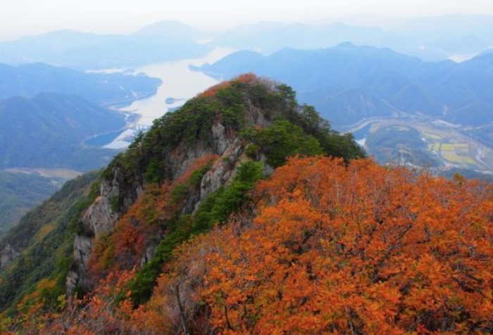 2025 월악산 단풍 절정 시기! 가을 명소 &amp; 등산 코스 완벽 정리