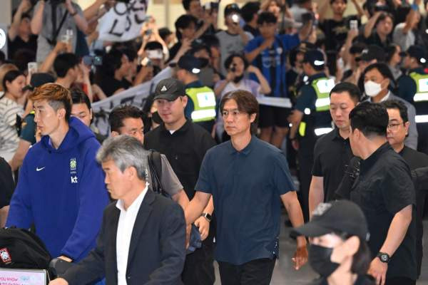 홍명보 감독 자진 사퇴 귀국 현장 분석 및 대한민국 축구 대표팀 조별리그 탈락 원인 총정리 2026 북중미 월드컵