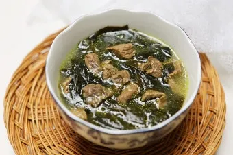 미역국 맛있게 끓이는 방법과 깊은 맛 내는 팁_2