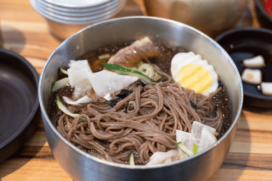 지역별 전통 음식 여행