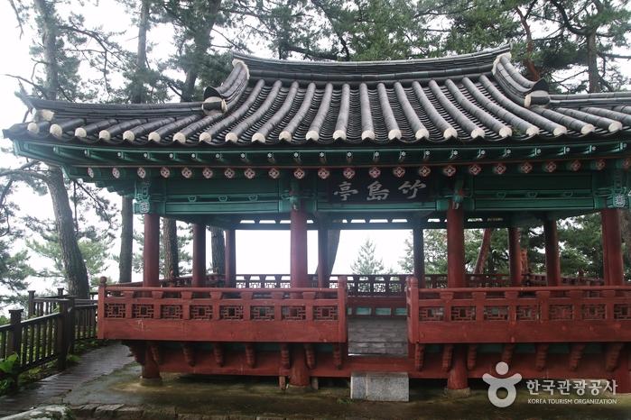 죽도해수욕장과 죽도정